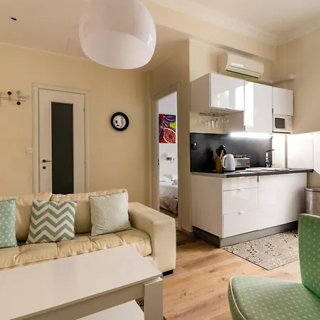 Palais Azura Furnished Flat *